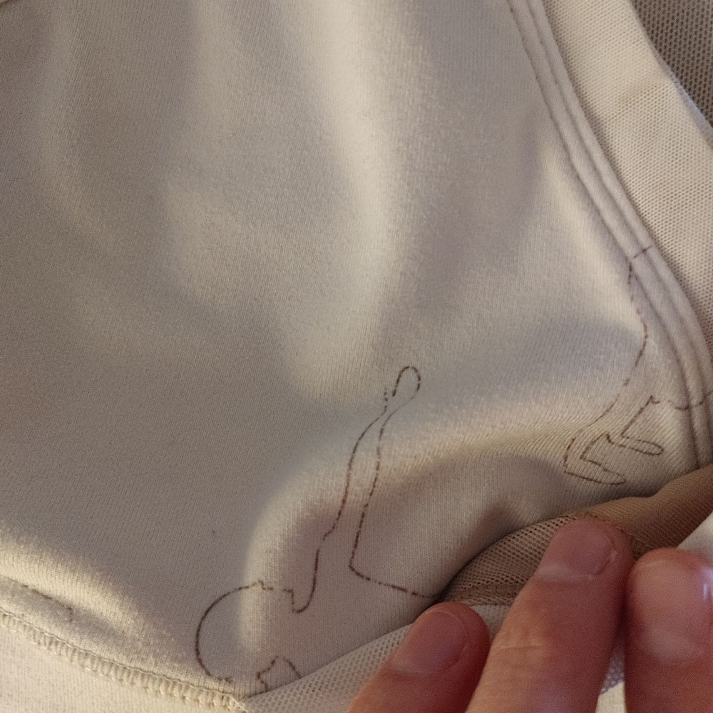 2/$25 Lululemon Deep Breath Bra - Picture 3 of 8